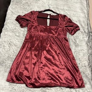 short mid thigh length mi ami velvet dress in a burnt red color